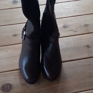 Ralph Lauren Brown Leather boots never worn